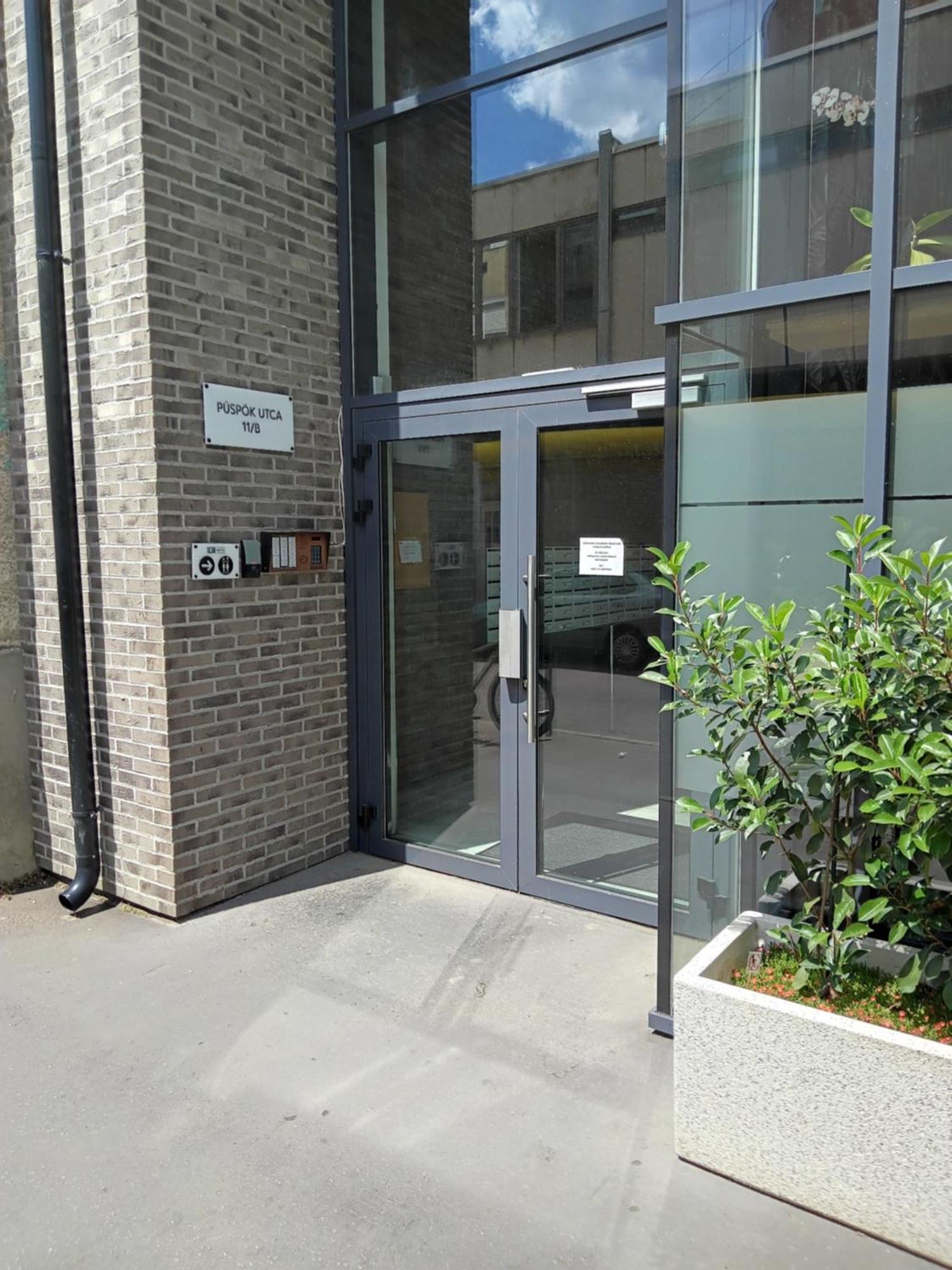 Cloe Apartman Segedín Exteriér fotografie